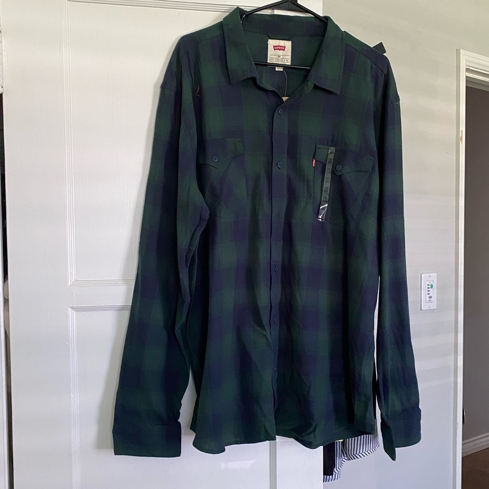 Men’s NWT Levi’s Flannel Button Shirt XXL